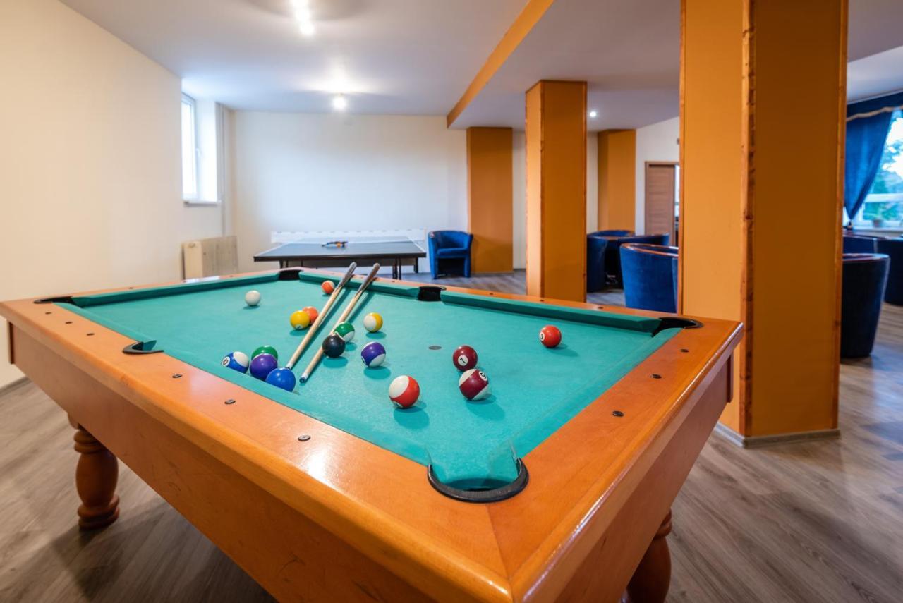 Hotel Poludnica Liptovský Mikuláš Εξωτερικό φωτογραφία