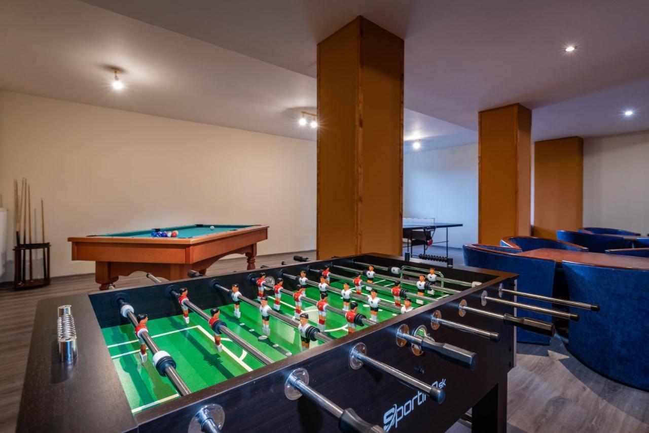 Hotel Poludnica Liptovský Mikuláš Εξωτερικό φωτογραφία