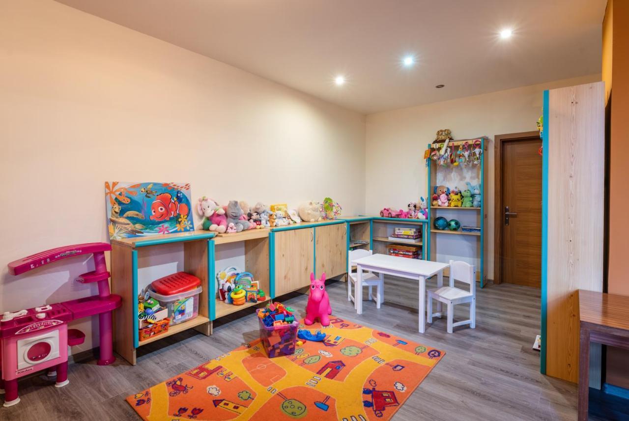Hotel Poludnica Liptovský Mikuláš Εξωτερικό φωτογραφία